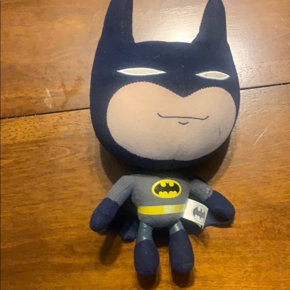 BATMAN STUFFED FIGURE